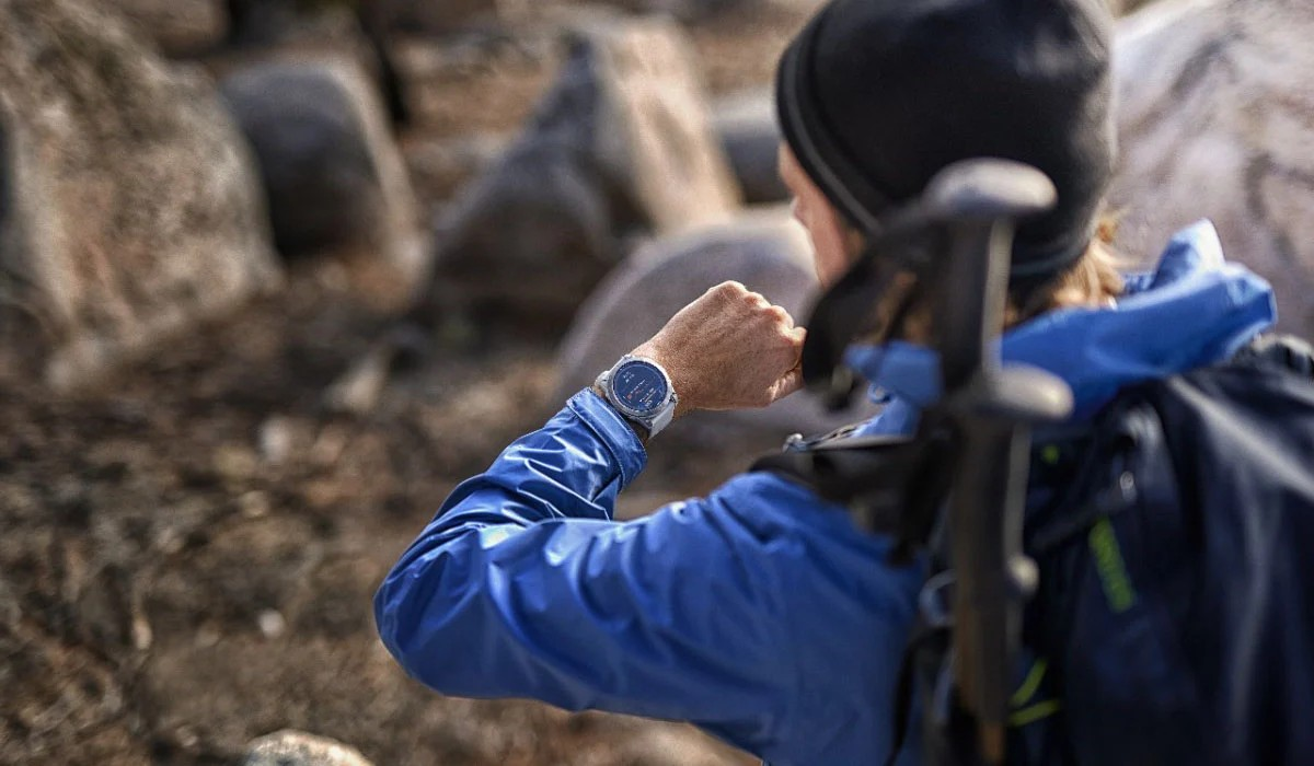 Công nghệ Solar trên đồng hồ Garmin